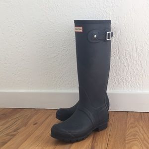 Hunter Boots. Matte Navy